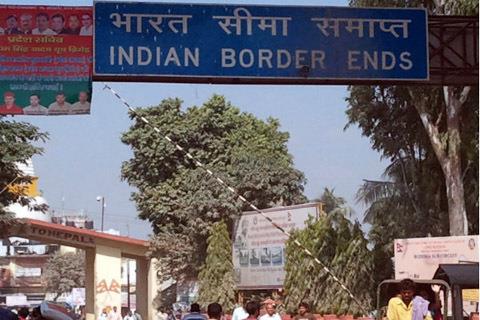 Two Kashmiri families ‘denied’ entry at Nepal border